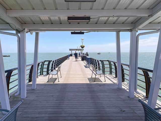 174 Windwood Pointe Street, St Clair Shores, MI 48080