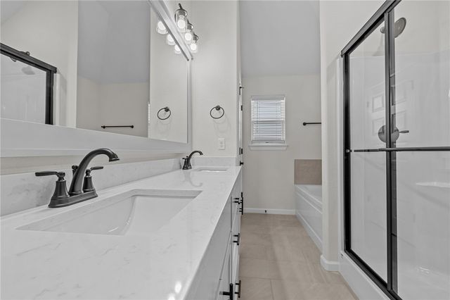 4217 W Barhem Drive, Fayetteville, AR 72703