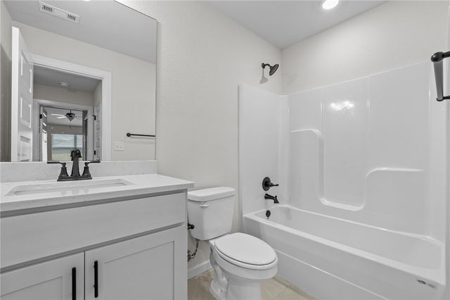 4217 W Barhem Drive, Fayetteville, AR 72703