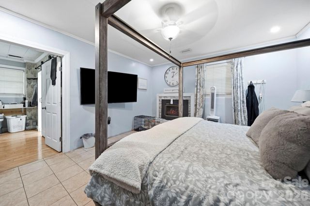 1636 Carolina Circle, Gastonia, NC 28054