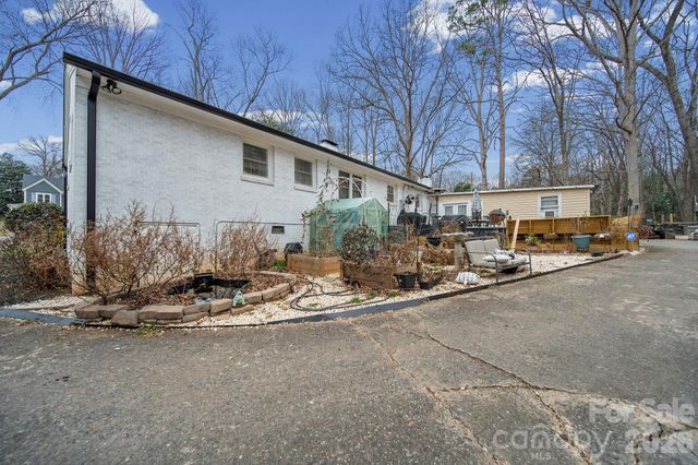 1636 Carolina Circle, Gastonia, NC 28054