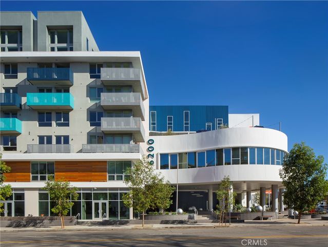 6200 Variel Avenue 528, Woodland Hills, CA 91367