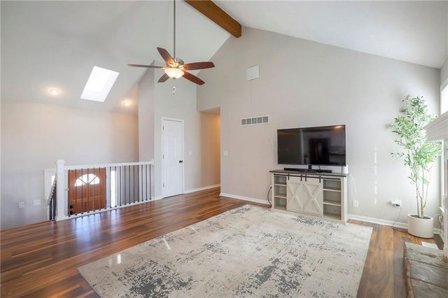 113 SE Bristol Drive, Lee's Summit, MO 64063