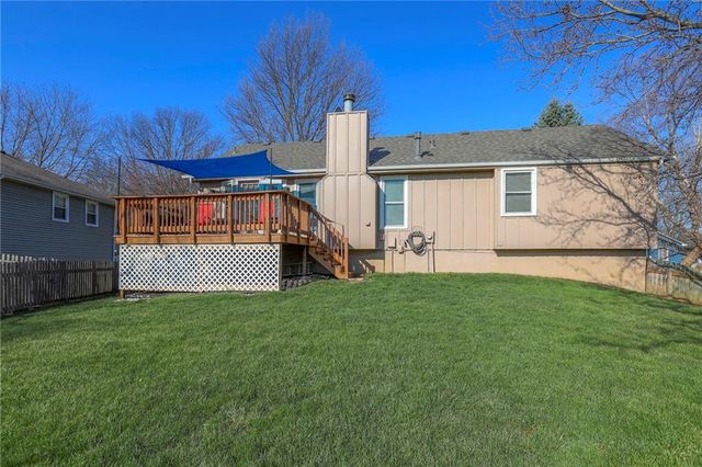 113 SE Bristol Drive, Lee's Summit, MO 64063
