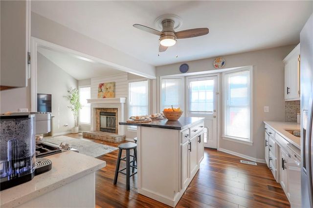 113 SE Bristol Drive, Lee's Summit, MO 64063