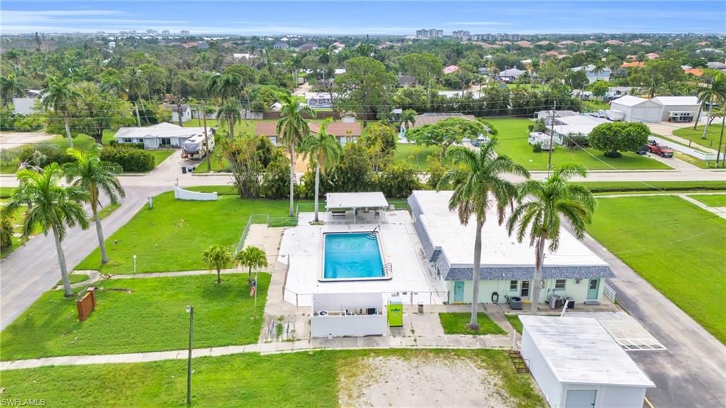 101 Oak LN, FORT MYERS, FL 33908 — photo 3