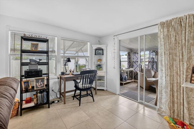 9020 Fomento Bay, Boynton Beach, FL 33436