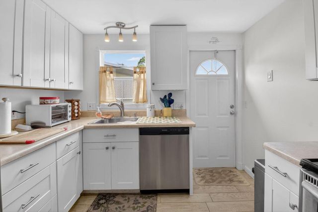 9020 Fomento Bay, Boynton Beach, FL 33436