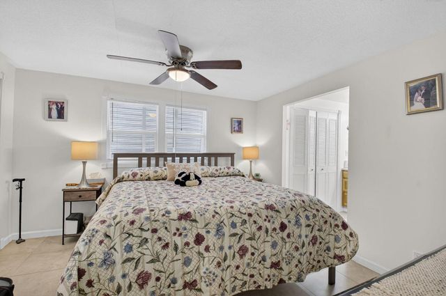 9020 Fomento Bay, Boynton Beach, FL 33436