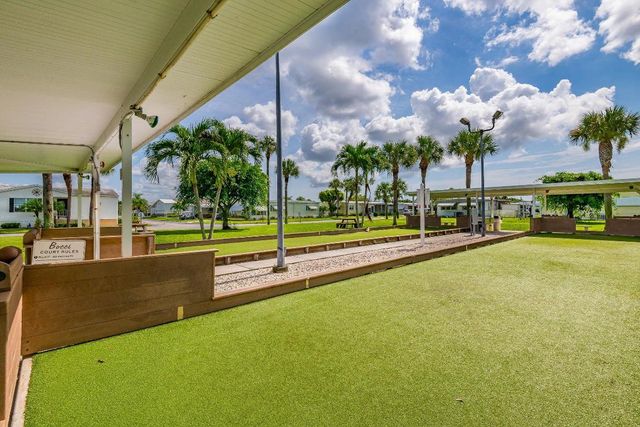 9020 Fomento Bay, Boynton Beach, FL 33436