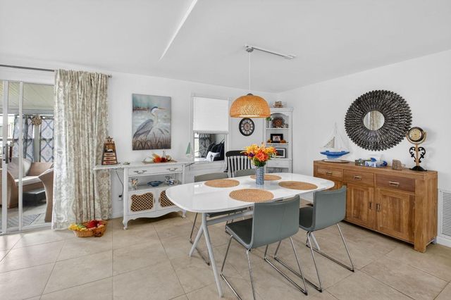 9020 Fomento Bay, Boynton Beach, FL 33436