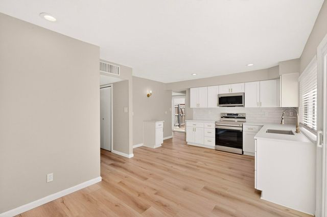 816 Cross Bend Road, Plano, TX 75023