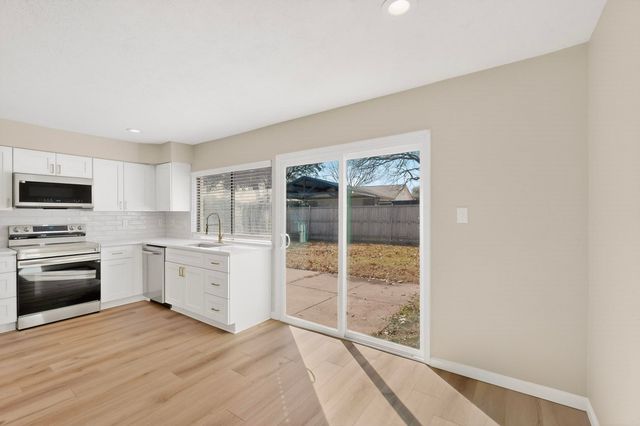 816 Cross Bend Road, Plano, TX 75023