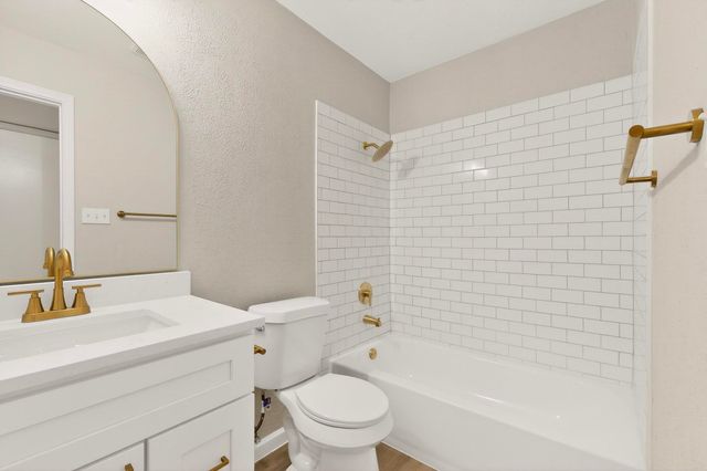 816 Cross Bend Road, Plano, TX 75023