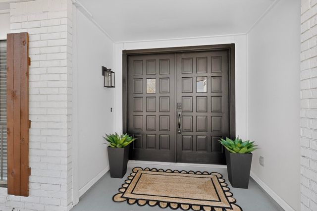 816 Cross Bend Road, Plano, TX 75023