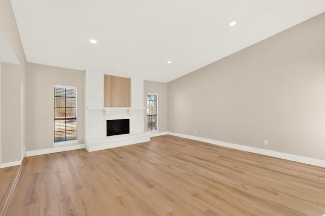 816 Cross Bend Road, Plano, TX 75023