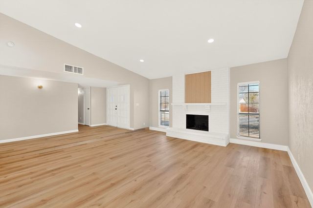 816 Cross Bend Road, Plano, TX 75023