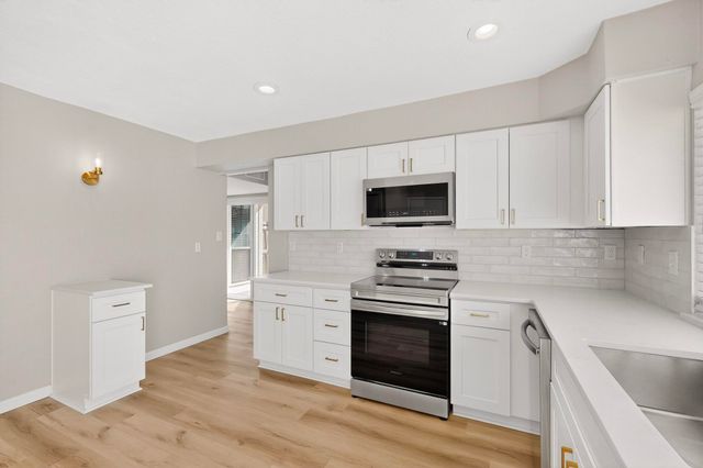 816 Cross Bend Road, Plano, TX 75023