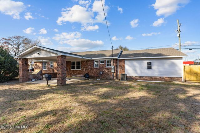 3819 Cumberland Road, Fayetteville, NC 28306