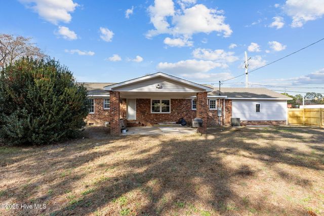 3819 Cumberland Road, Fayetteville, NC 28306