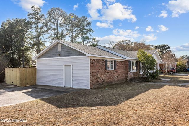 3819 Cumberland Road, Fayetteville, NC 28306