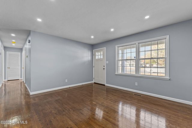 3819 Cumberland Road, Fayetteville, NC 28306