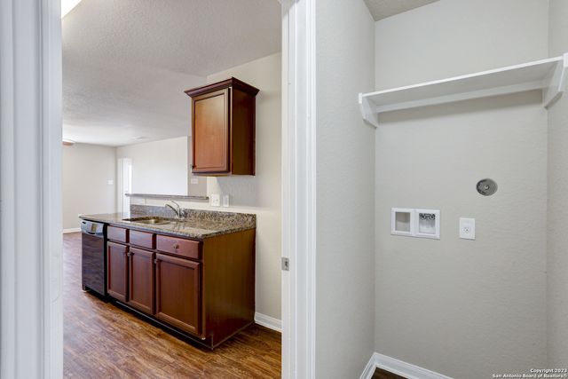 12118 Luckey View, San Antonio, TX 78252