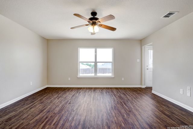 12118 Luckey View, San Antonio, TX 78252