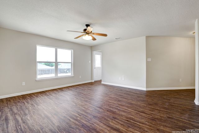 12118 Luckey View, San Antonio, TX 78252