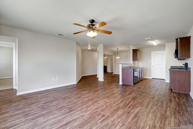 12118 Luckey View, San Antonio, TX 78252