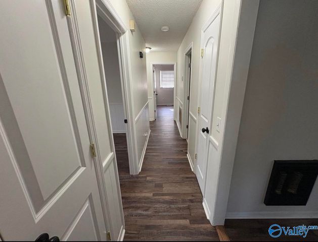 4021 NW Knollbrook Drive, Huntsville, AL 35810