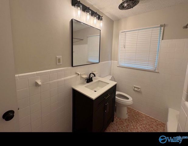 4021 NW Knollbrook Drive, Huntsville, AL 35810
