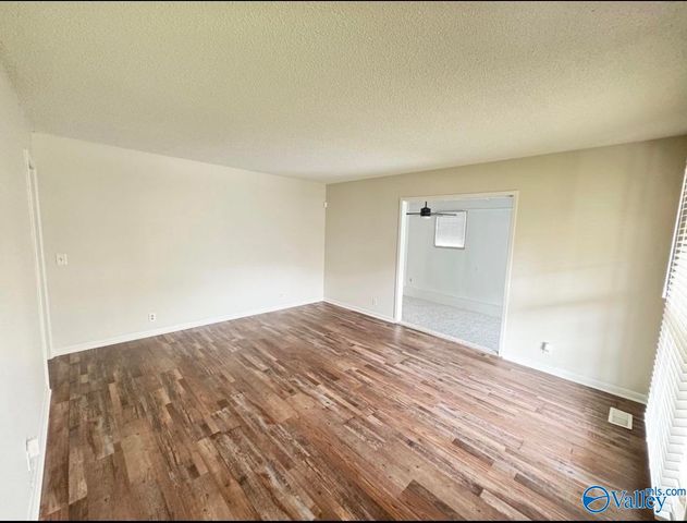 4021 NW Knollbrook Drive, Huntsville, AL 35810