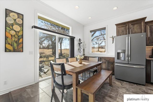 2823 Lakeside Drive, Plattsmouth, NE 68048