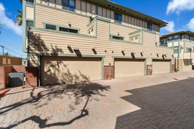 754 S Beck Avenue, Tempe, AZ 85281