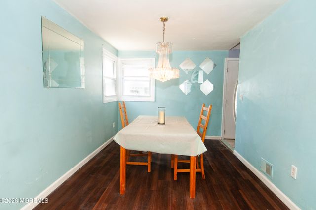 131 Veeder Lane, Bayville, NJ 08721