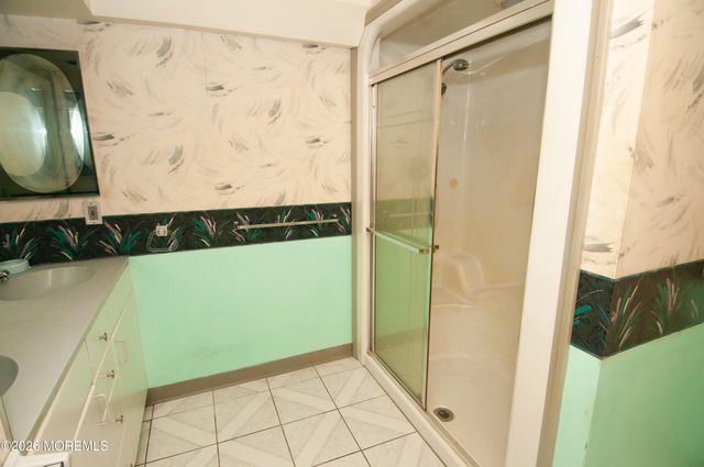 131 Veeder Lane, Bayville, NJ 08721