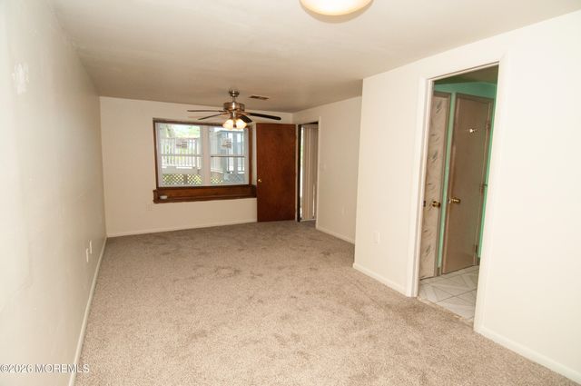 131 Veeder Lane, Bayville, NJ 08721