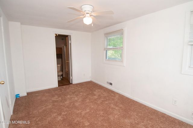 131 Veeder Lane, Bayville, NJ 08721
