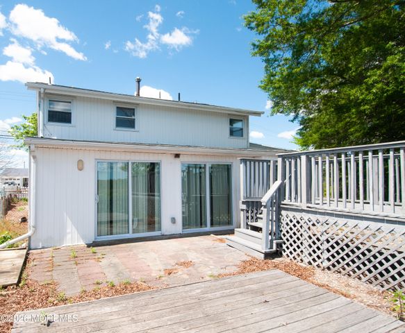 131 Veeder Lane, Bayville, NJ 08721