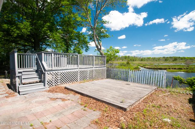 131 Veeder Lane, Bayville, NJ 08721