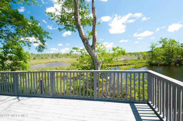 131 Veeder Lane, Bayville, NJ 08721