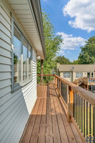 206 Tumbleweed Dr, Lawrence, KS 66049