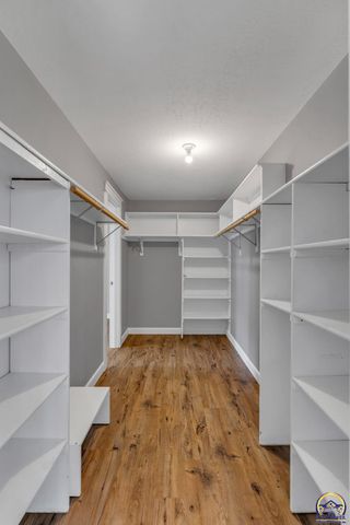 206 Tumbleweed Dr, Lawrence, KS 66049
