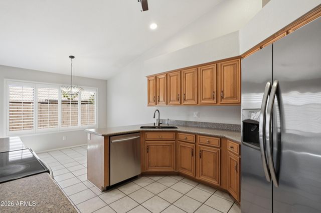 225 W VERA Lane, Tempe, AZ 85284