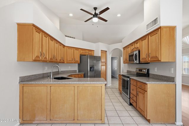 225 W VERA Lane, Tempe, AZ 85284