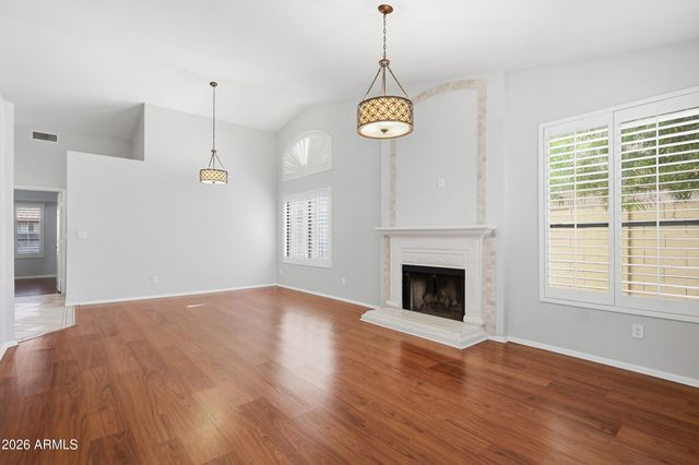225 W VERA Lane, Tempe, AZ 85284