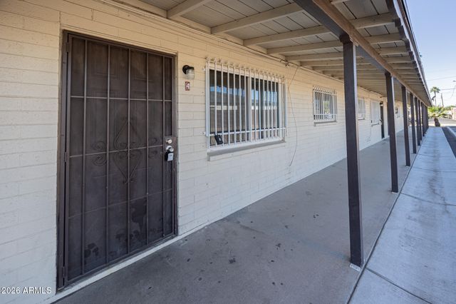 1915 N 26TH Place 4, Phoenix, AZ 85008