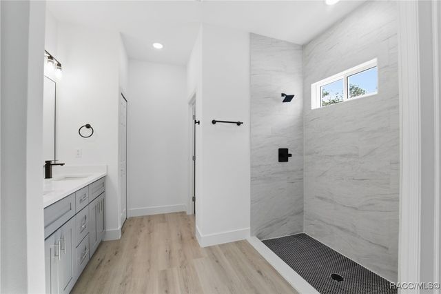 2275 W Linden Drive, Citrus Springs, FL 34434