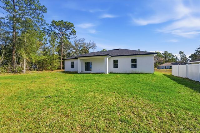 2275 W Linden Drive, Citrus Springs, FL 34434